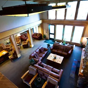 https://juniper-springs-lodge-426.mammothlakeshotels.org