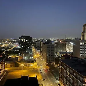 http://oasis-in-the-heart-of-downtown-memphis.memphishotelsnow.com